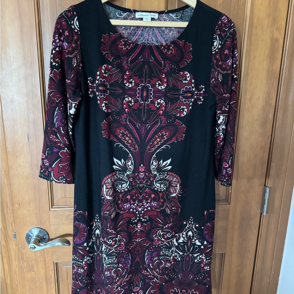 Patterned knee length stretch dress